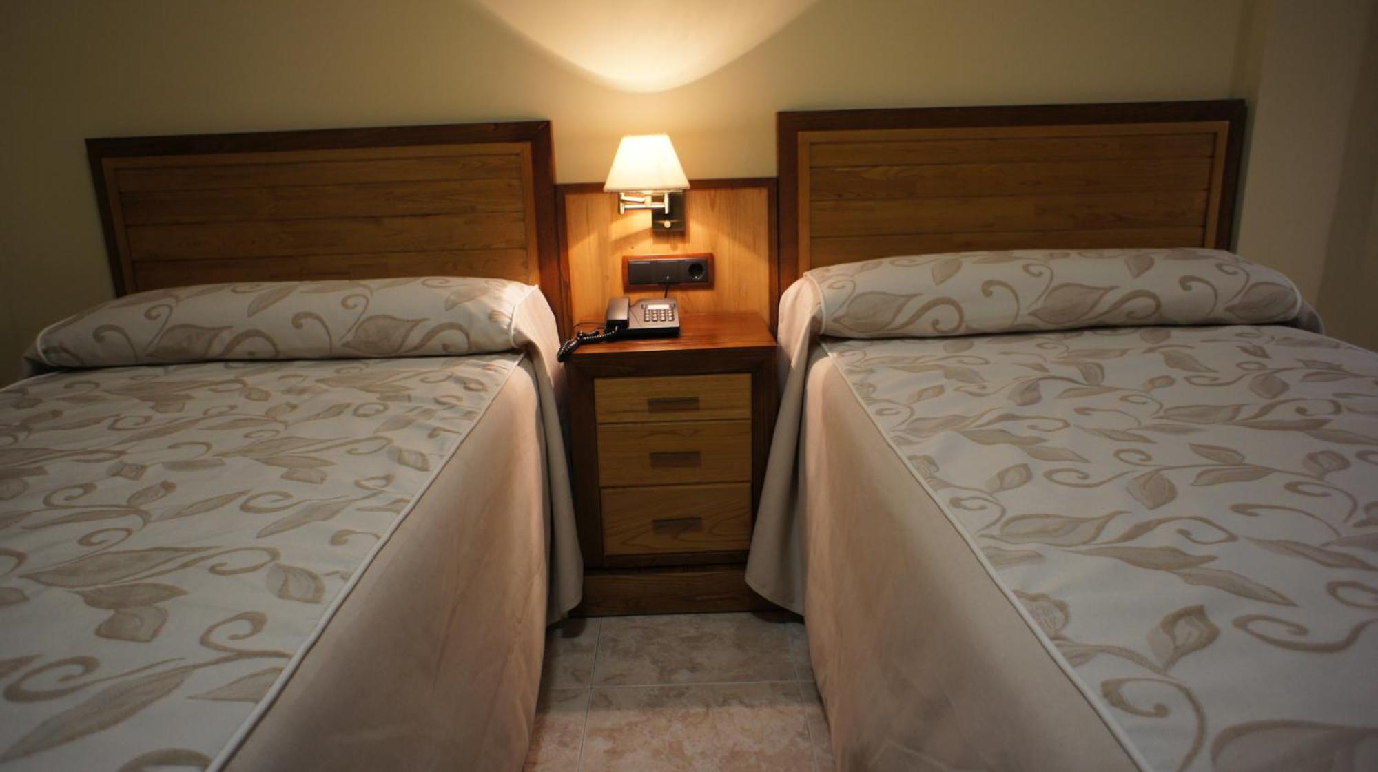 Hotel Puente Romano อัลกันตารา ภายนอก รูปภาพ